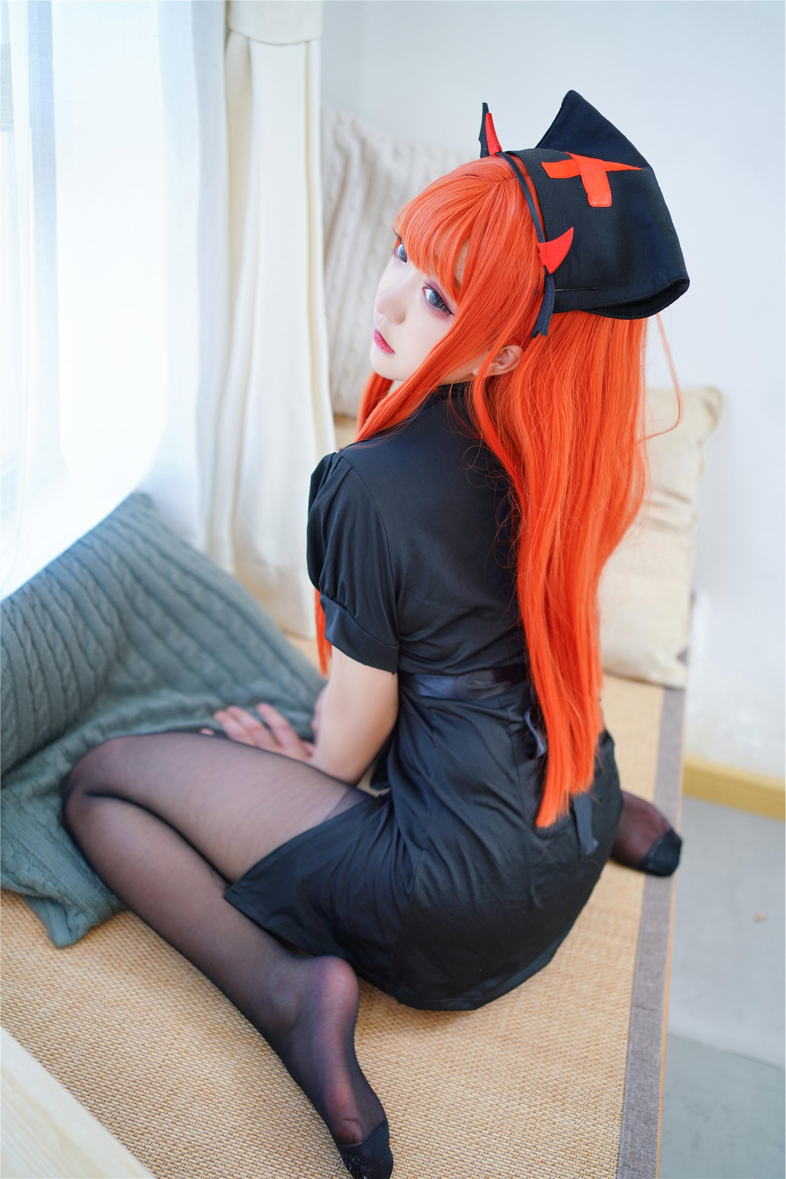 Nida Naoyuki Vol.013 Orange Black Nurse(33)